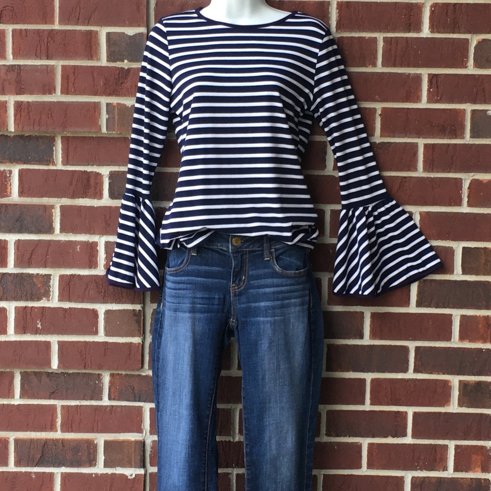 Regenbogen women’s striped shirt with bell sleeves